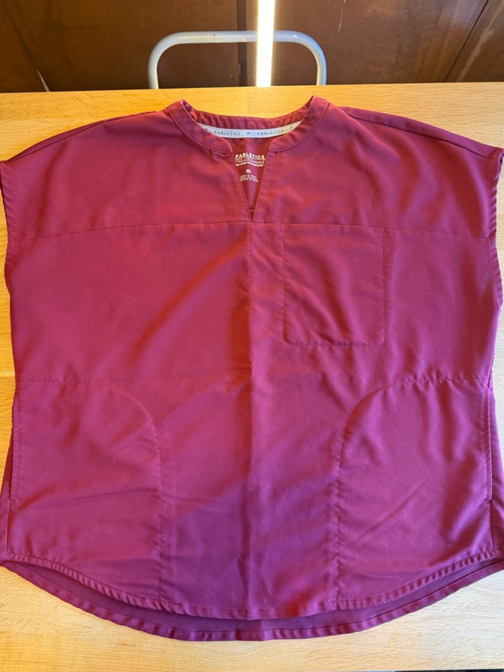 Fabletics ~ Evolve Scrub Top ~ Burgundy~ Women’s XL